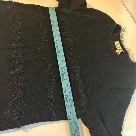 Fioreblu Black Frayed Fringe Sweater Size XL - Picture 7 of 10